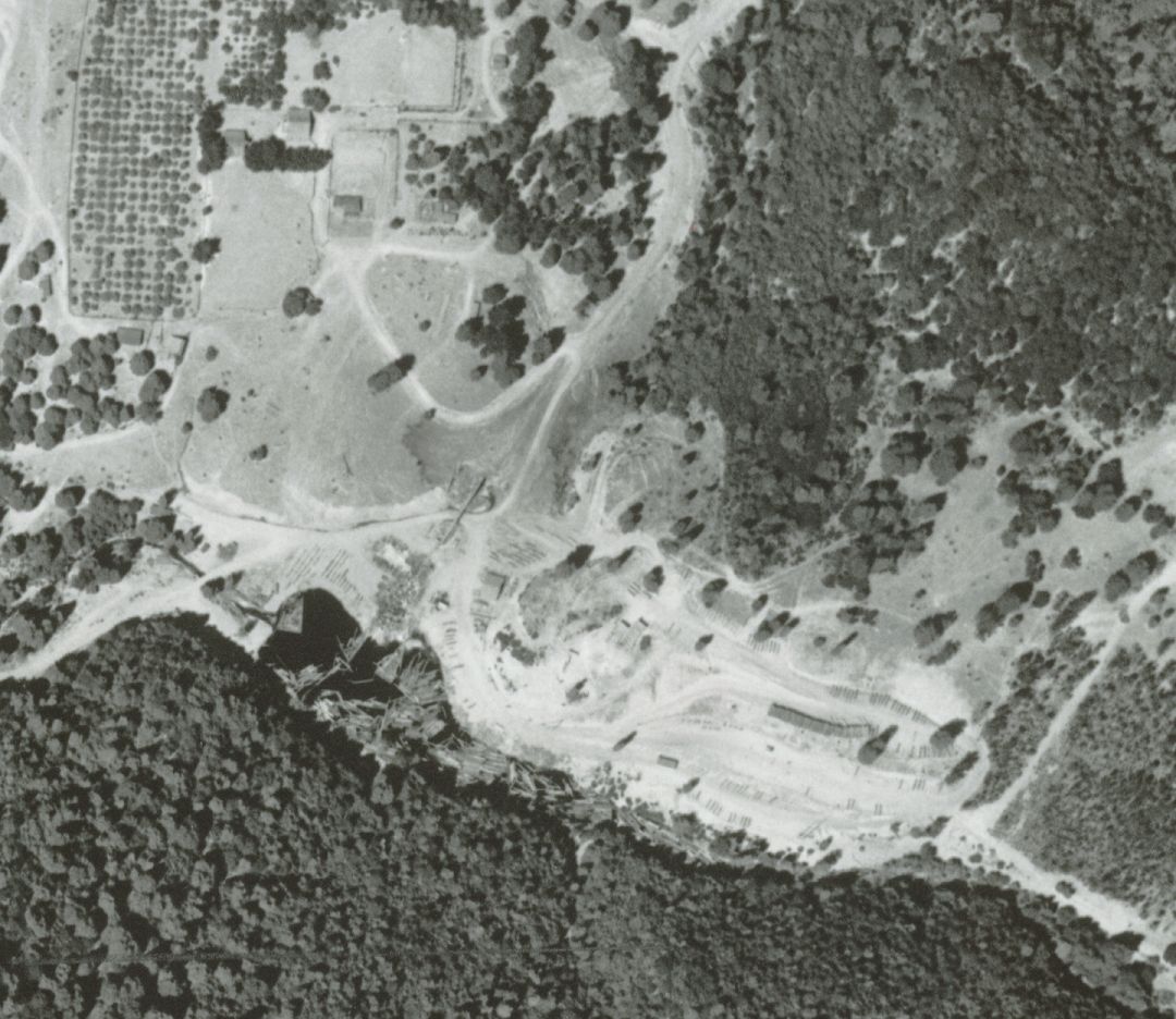 Aerial image of Nash Mill Road featuring the log pond, 1952